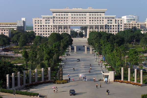 广西大学